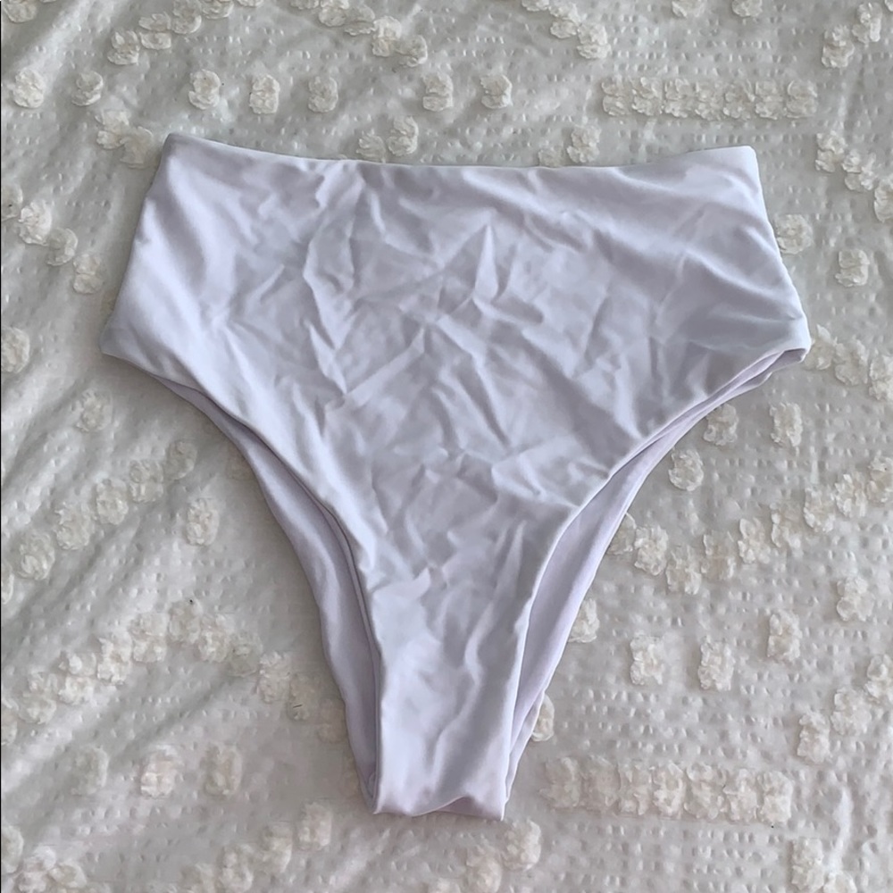 Women’s High Waisted Cheeky White Bottoms (SMALL)